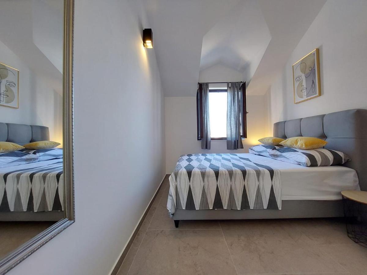 Apartments Lavanda - Free Parking And Grill Jezera Εξωτερικό φωτογραφία