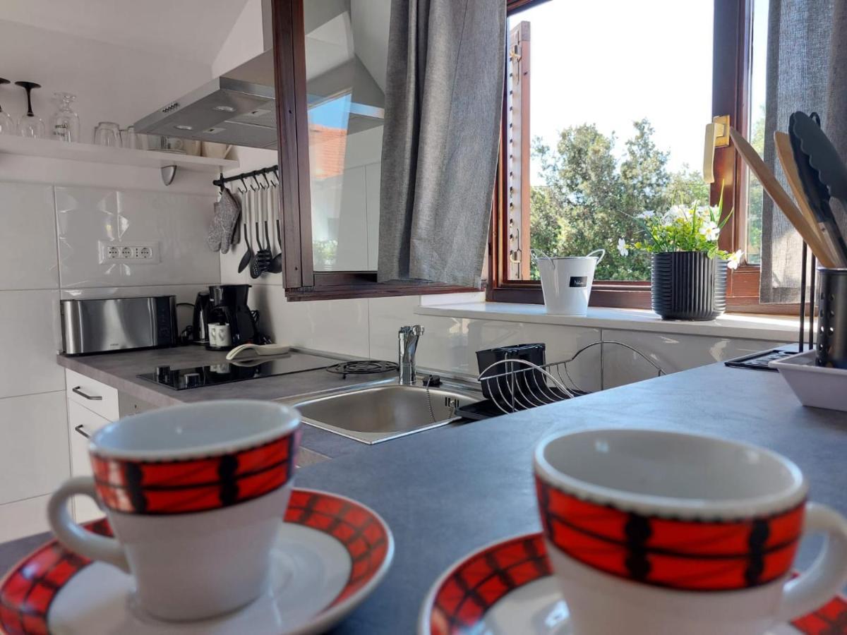 Apartments Lavanda - Free Parking And Grill Jezera Εξωτερικό φωτογραφία