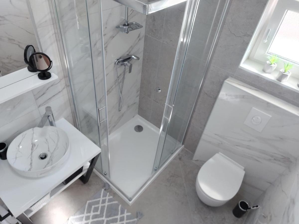 Apartments Lavanda - Free Parking And Grill Jezera Εξωτερικό φωτογραφία