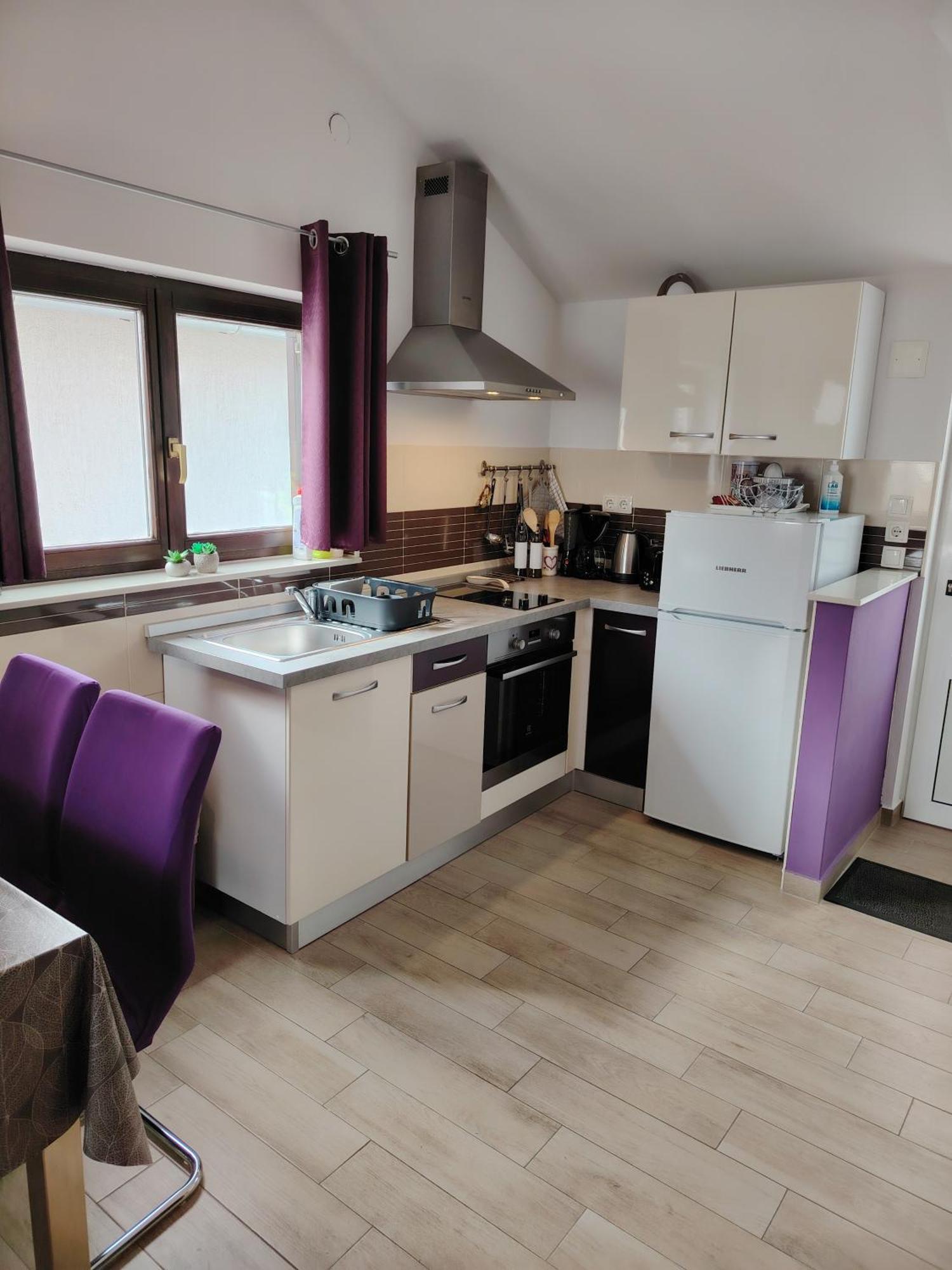Apartments Lavanda - Free Parking And Grill Jezera Εξωτερικό φωτογραφία