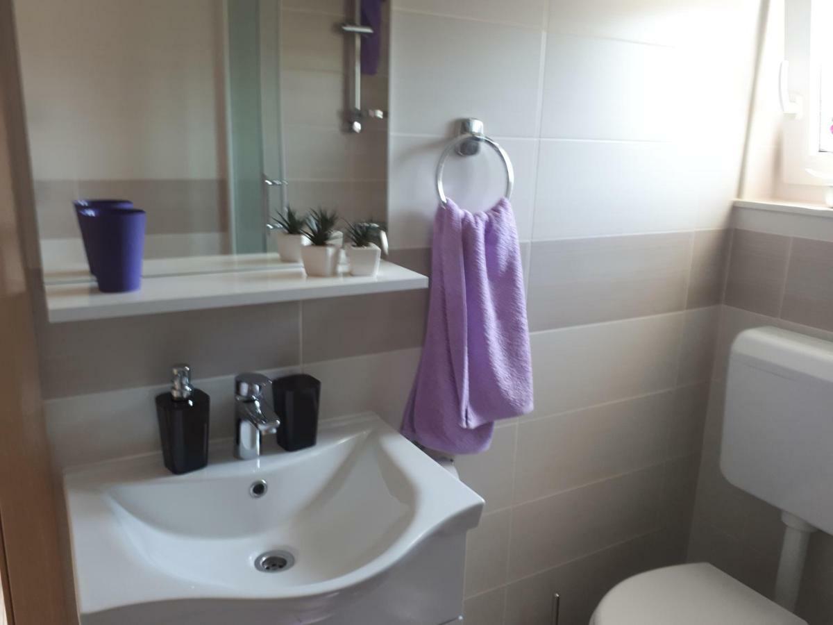 Apartments Lavanda - Free Parking And Grill Jezera Εξωτερικό φωτογραφία