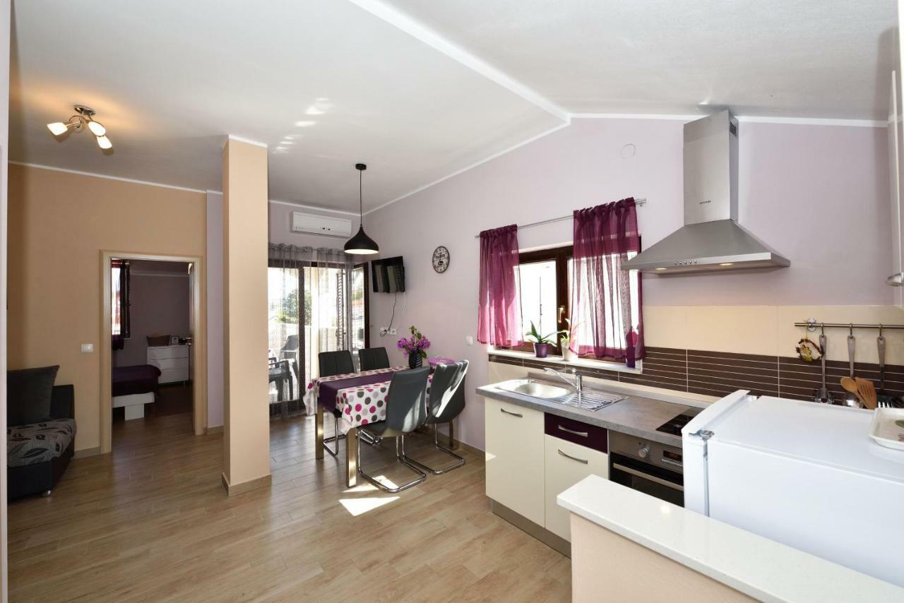Apartments Lavanda - Free Parking And Grill Jezera Εξωτερικό φωτογραφία
