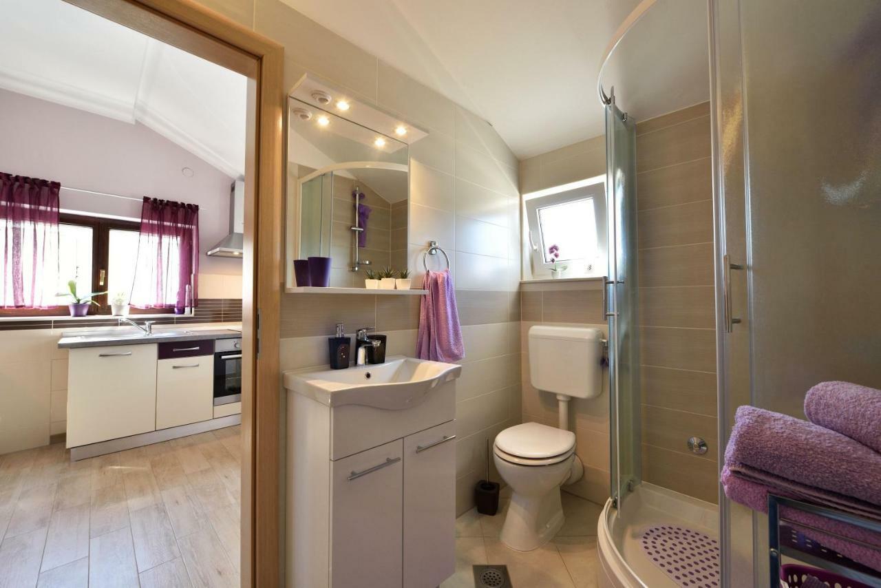Apartments Lavanda - Free Parking And Grill Jezera Εξωτερικό φωτογραφία
